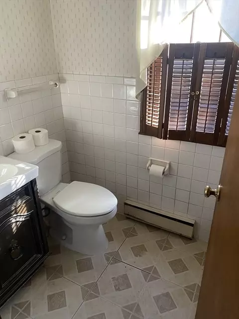 20 Gregory Ln, West Springfield, MA 01089 photo 4
