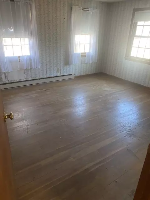 20 Gregory Ln, West Springfield, MA 01089 photo 5