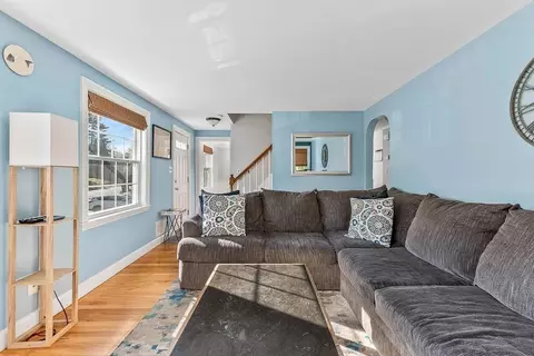 61 Ledgewood Rd, Dedham, MA 02026 photo 4