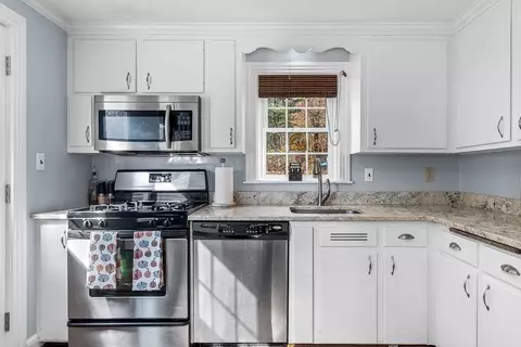61 Ledgewood Rd, Dedham, MA 02026 photo 11