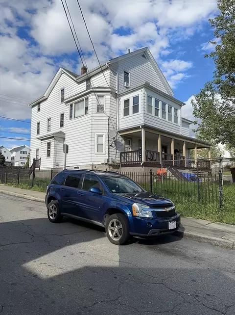 857 Pine St, Fall River, MA 02720