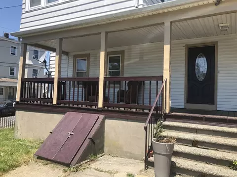 857 Pine St, Fall River, MA 02720 photo 4