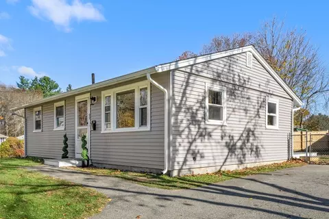 65 Josh Gray Rd, Rockland, MA 02370