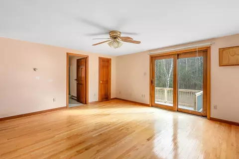 Living - 44 Burt Rd, Westhampton, MA 01027 photo 7 of 7