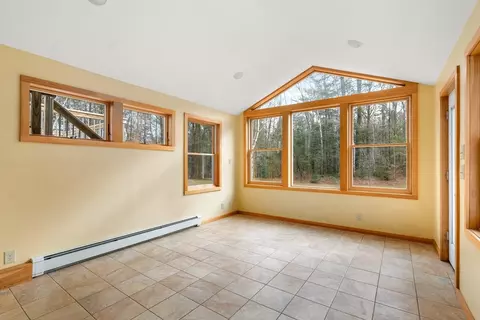 Living - 44 Burt Rd, Westhampton, MA 01027 photo 6 of 7