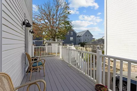 49 Berkley St, Fall River, MA 02724 photo 2