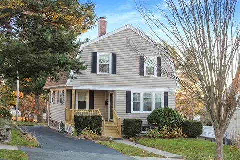 1 Blue Hill Rd, Worcester, MA 01606