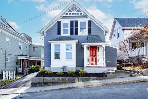 6 Commonwealth Ave, Gloucester, MA 01930