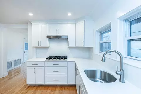 6 Commonwealth Ave, Gloucester, MA 01930 photo 7