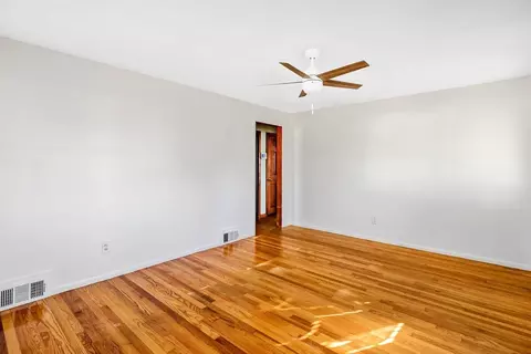 232 East St, Springfield, MA 01104 photo 17
