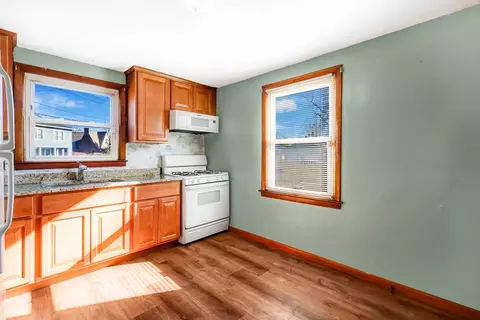232 East St, Springfield, MA 01104 photo 10