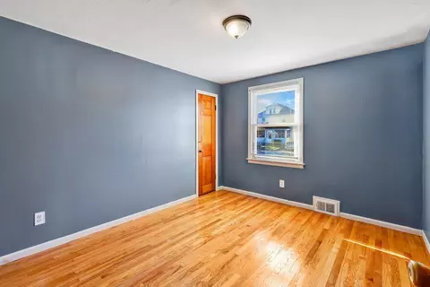 232 East St, Springfield, MA 01104 photo 11
