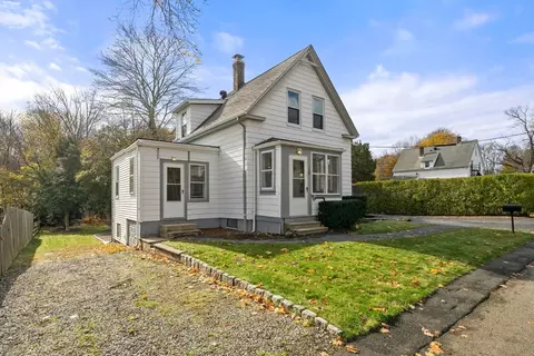 19 Wildwood Ave, East Bridgewater, MA 02333