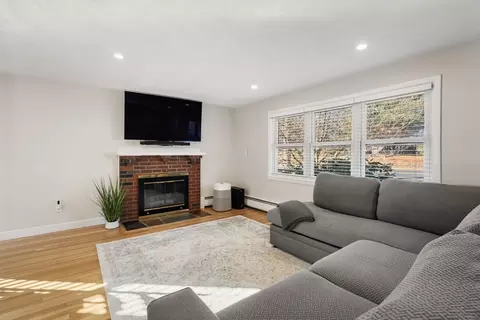 1005 Main St, Reading, MA 01867 photo 2