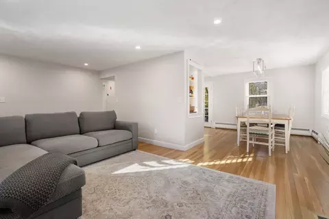 1005 Main St, Reading, MA 01867 photo 4