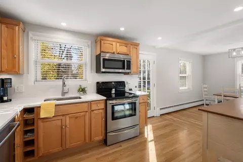 1005 Main St, Reading, MA 01867 photo 8