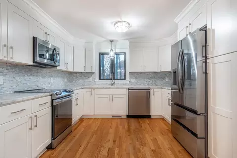 421 Prospect St, East Longmeadow, MA 01028