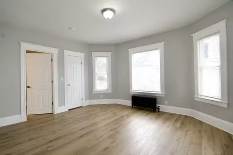 917 Sumner Ave, Springfield, MA 01118 photo 17