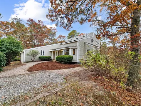 61 Bramblebush Dr, Cotuit, MA 02635