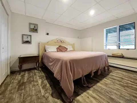 Bedroom - 61 Bramblebush Dr, Cotuit, MA 02635 photo 7 of 7