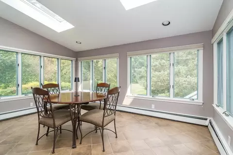 40 Edgewater Dr, Needham, MA 02492 photo 10