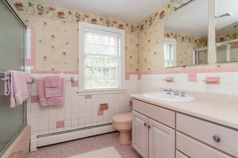40 Edgewater Dr, Needham, MA 02492 photo 14