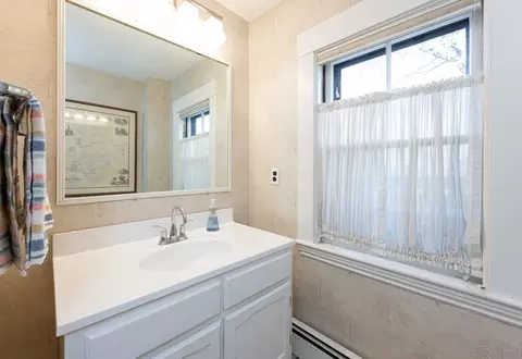 303 Maple St #303, Danvers, MA 01923 photo 6