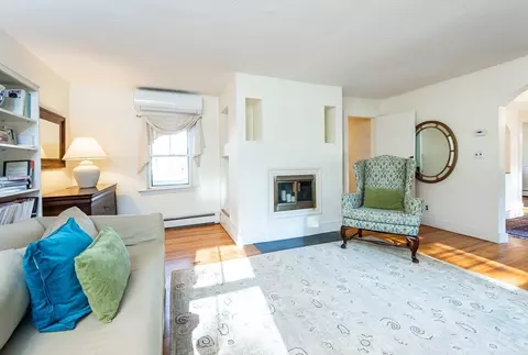 303 Maple St #303, Danvers, MA 01923 photo 8