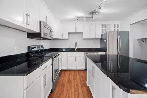 5 E Kendall St #1C, Worcester, MA 01605 photo 2