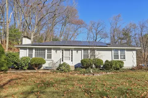 78 Kelly Dr, Lancaster, MA 01523