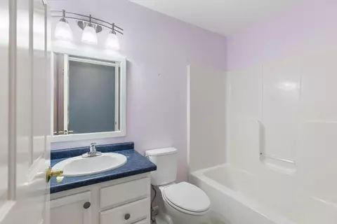 Bath - 35 Collins St #31, Danvers, MA 01923 photo 3 of 3