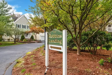 Exterior - 35 Collins St #31, Danvers, MA 01923 photo 6 of 6