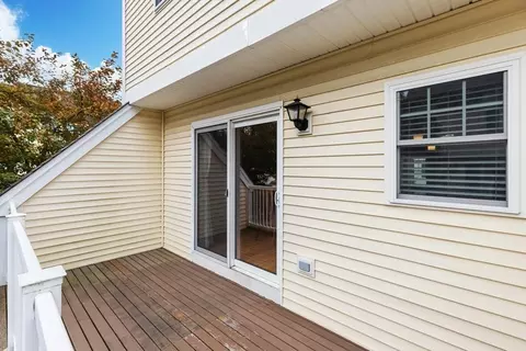 Exterior - 35 Collins St #31, Danvers, MA 01923 photo 2 of 6