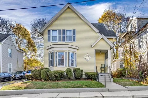 52 Harrison Pl, Marlborough, MA 01752