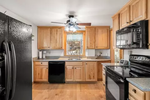 7 Watt Rd, Worcester, MA 01606 photo 10