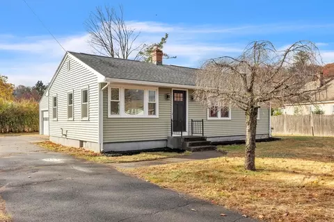 288 Russell Rd, Westfield, MA 01085