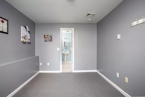 318 Crescent St #B, Fall River, MA 02720 photo 19