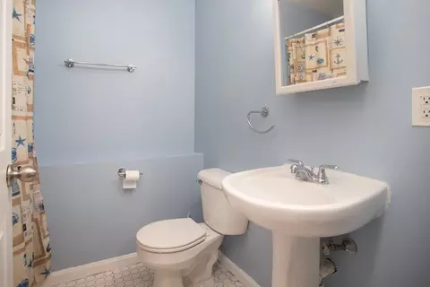 318 Crescent St #B, Fall River, MA 02720 photo 18