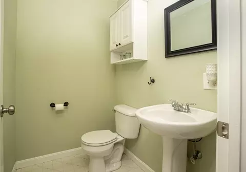 318 Crescent St #B, Fall River, MA 02720 photo 10