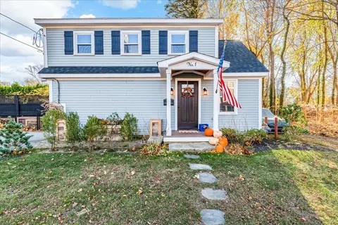 1 School St, Holbrook, MA 02343