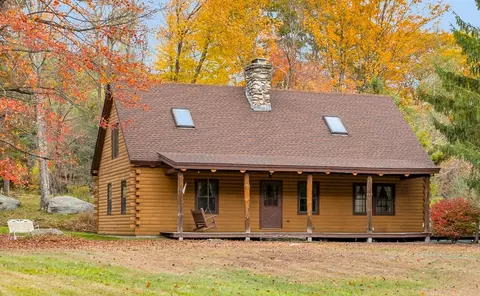 205 S Ashburnham Rd, Westminster, MA 01473