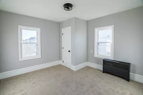 88 Price Pl, Fall River, MA 02724 photo 32
