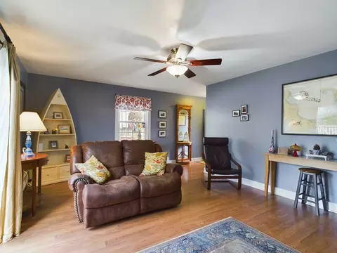 30 Saucier St, Acushnet, MA 02743 photo 8