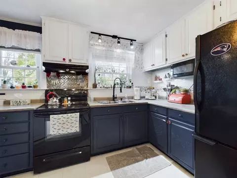 30 Saucier St, Acushnet, MA 02743 photo 15