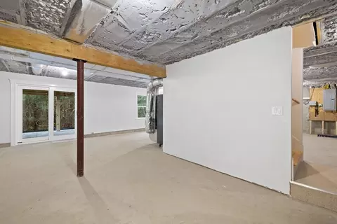 48 Elm St, Halifax, MA 02338 photo 31