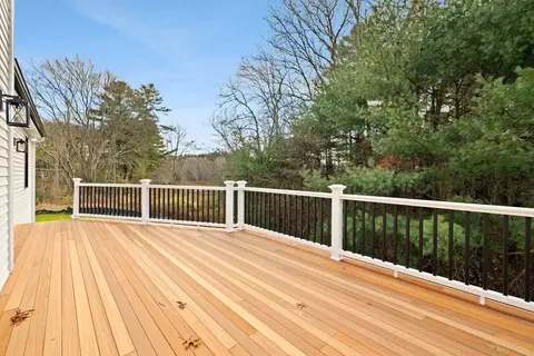 48 Elm St, Halifax, MA 02338 photo 26