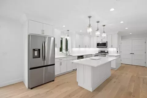 48 Elm St, Halifax, MA 02338 photo 5