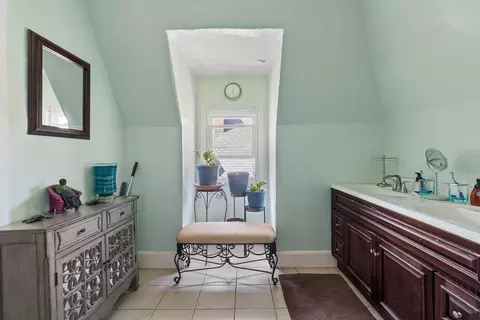 6 Savin St, Boston, MA 02119 photo 19