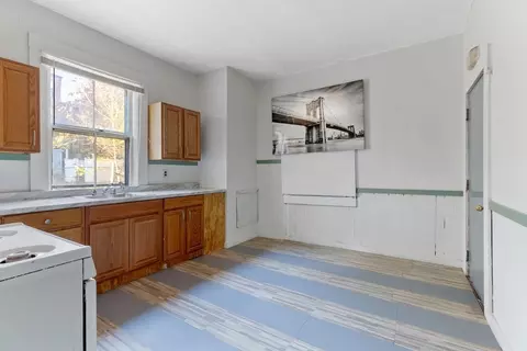 6 Savin St, Boston, MA 02119 photo 2