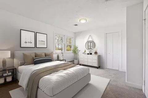 Bedroom - 1 Oak Ln, Webster, MA 01570 photo 1 of 4